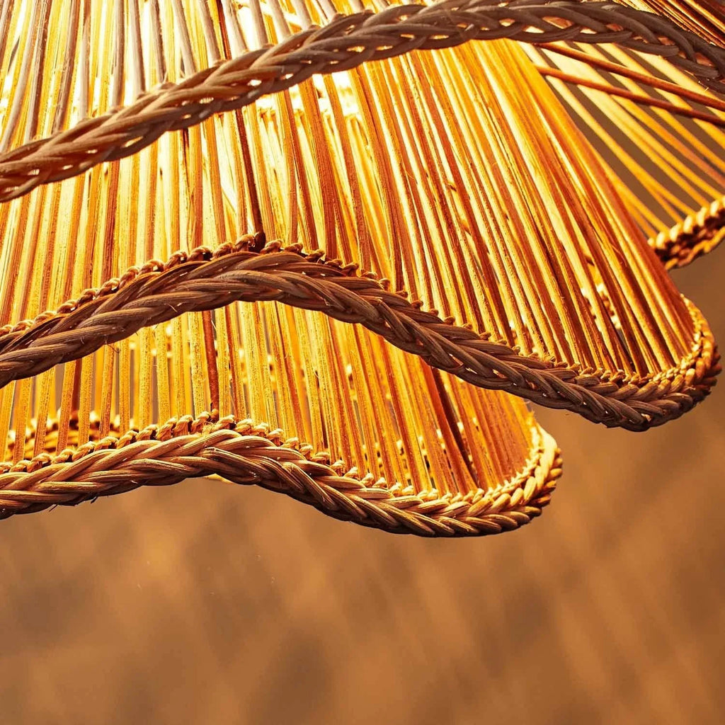 Alondra Rattan Wave Pendant Light – 5 Bulbs – Wavy Shade